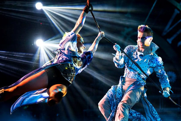 MyCruise Carnival Panorama Offentlige-arealer Teater-underholdning1